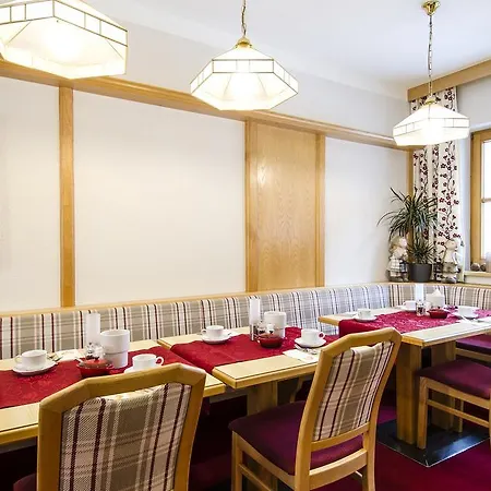 Idhof Hotel