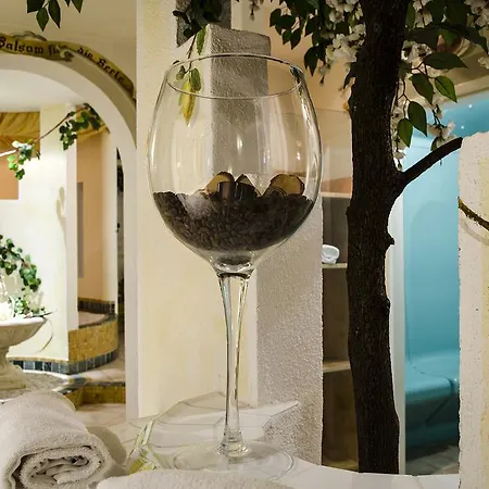 Hotel Idhof 4*