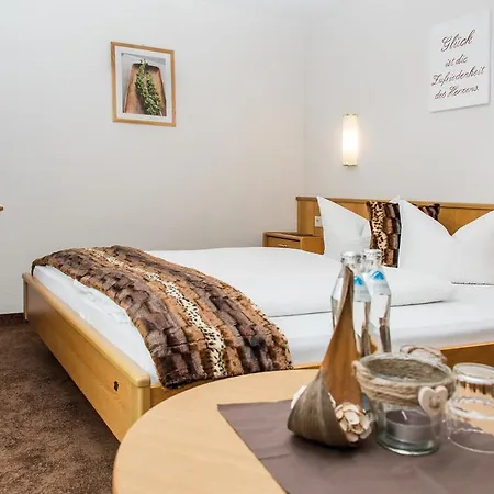 Hotel Idhof 4*