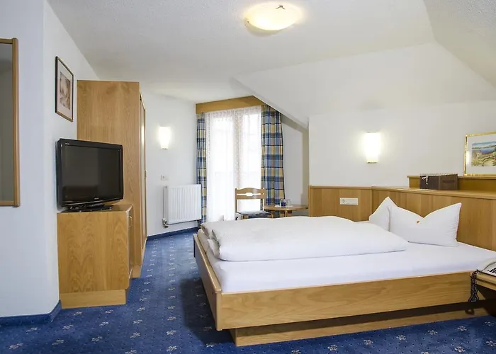 Idhof イシュグル