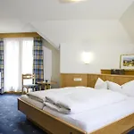 Idhof Hotell
