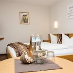Idhof Hotell 4*