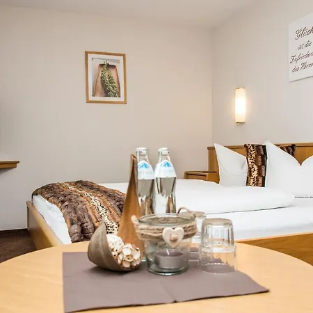 Hotel Idhof Отель 4*